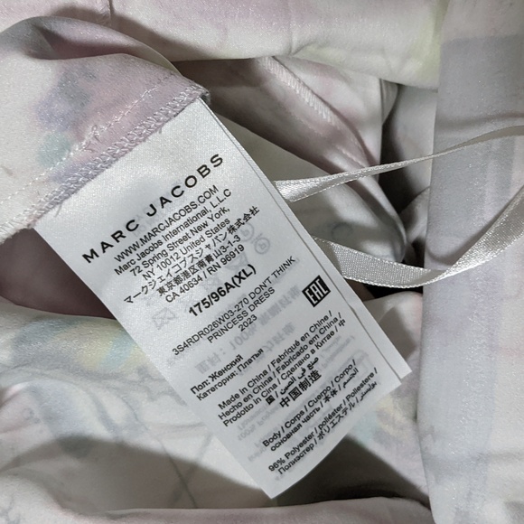 Heaven x Marc Jacobs Graphic Print Mini Dress with Pink Accents - Picture 8 of 11